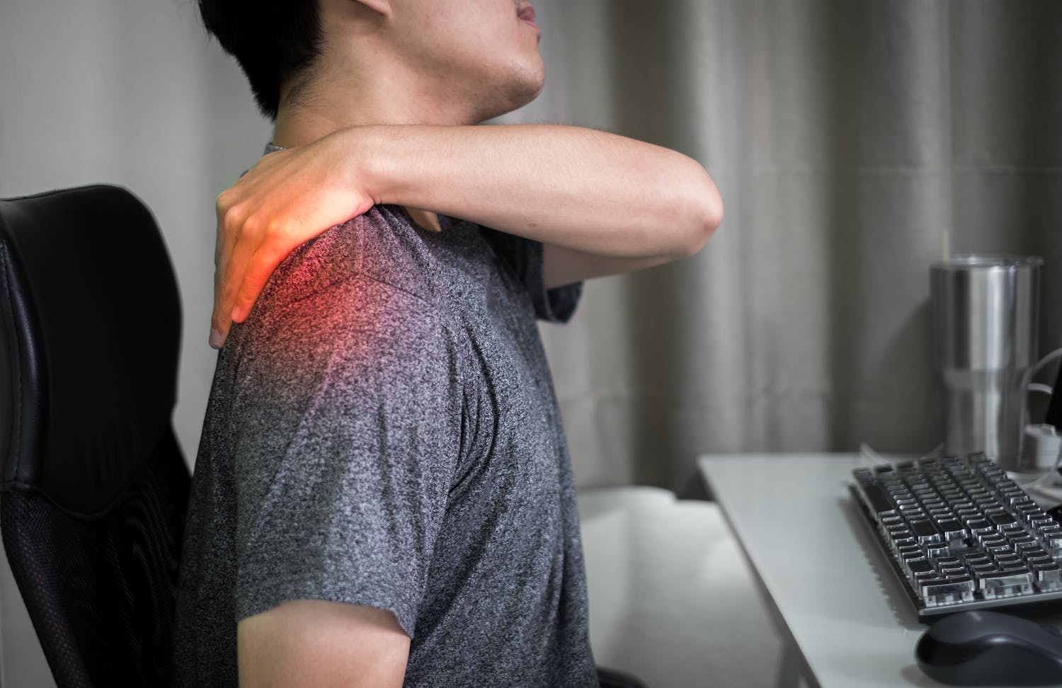 Tensions musculaires : à quoi sont-elles dues ? Comment les soulager ?